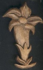 gentian snittat trä