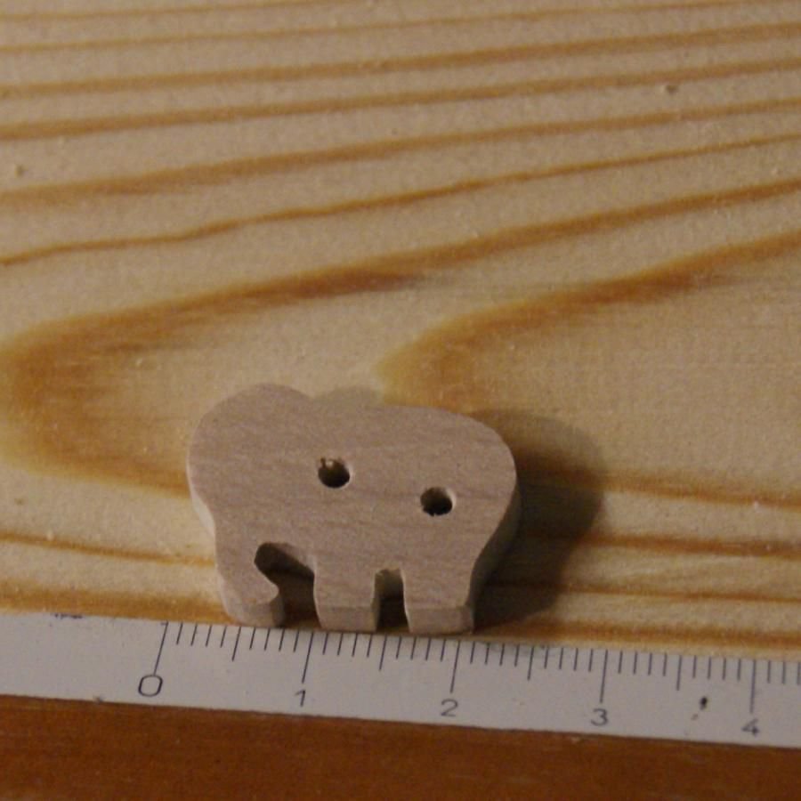 Massiv träknapp elefant 22mm, att sy, handgjord utsmyckning scrapbooking