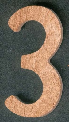 Nummer 3 ht 10cm i trä till pinne