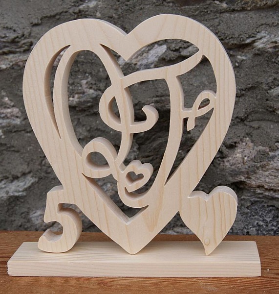Coeur noce de bois, 5 ans de mariage, initiales personnalis&eacute;es, id&eacute;e cadeau noces de bois