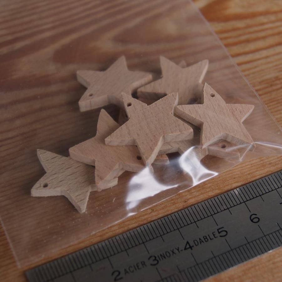 Miniatyrstjärna med 5 genomborrade grenar, juldekoration att dekorera och hänga upp, massivt trä.