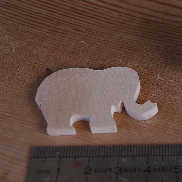 miniatyr elefant figur 3mm utsmyckning att m&aring;la och limma massivt tr&auml; handgjord