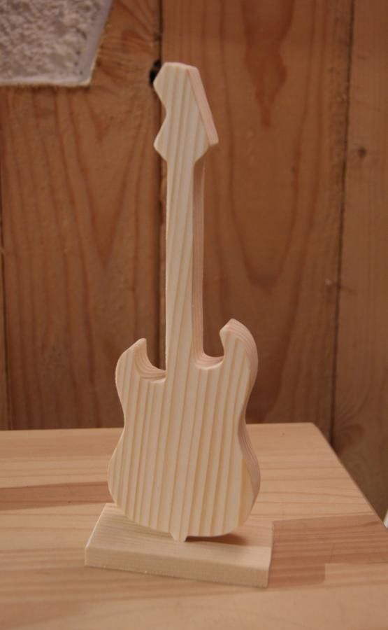 Trä elgitarr ht 20cm musikdekoration, musiker present, handgjord