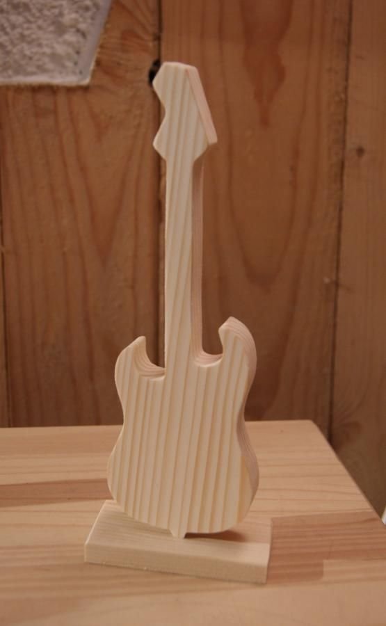 Trä elgitarr ht 20cm musikdekoration, musiker present, handgjord