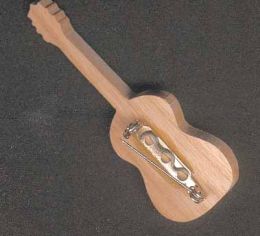 Spindelmonterad gitarr