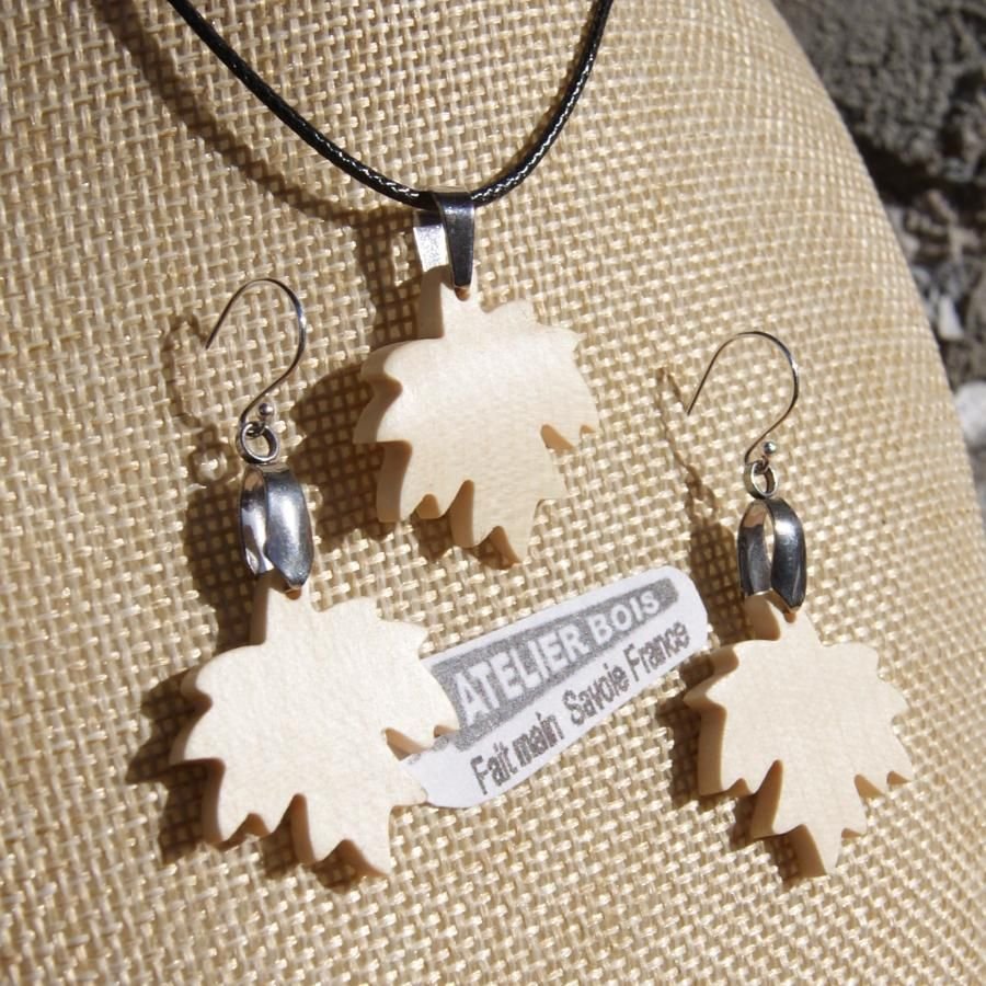 Maple leaf set, handgjorda örhängen och hängsmycken i lönnträ