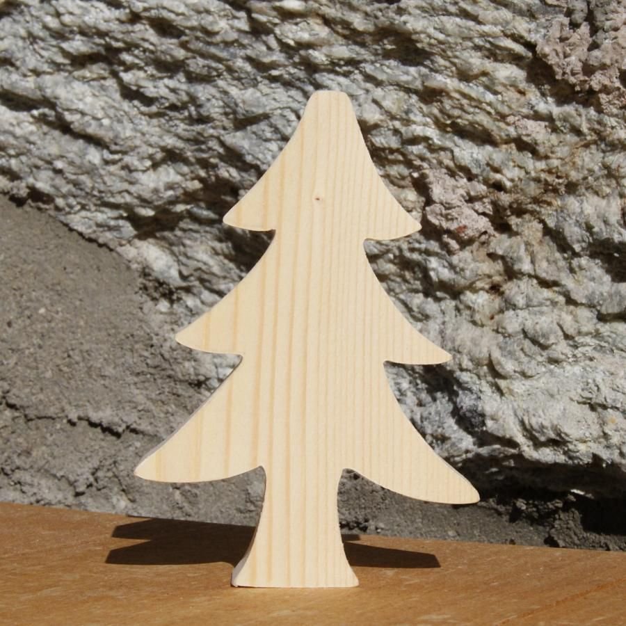 Julgran 10 cm i massivt trä, handgjord, 20mm tjock, ska målas