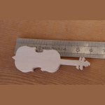 Cello figurin ht 6cm massivt trä handgjord utsmyckning scrapbooking musik