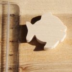 miniatyrfiskfigur 3mm tjock att måla och limma massivt lönnträ handgjort