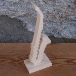 saxofon på stativ, dekoration av bröllopsbord