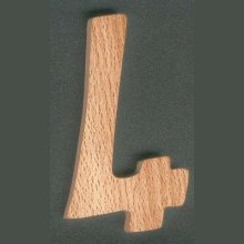 Nummer 4, höjd 8cm, tillverkad av massivt bokträ, handskuren, ska limmas.