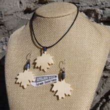Maple leaf set, handgjorda örhängen och hängsmycken i lönnträ